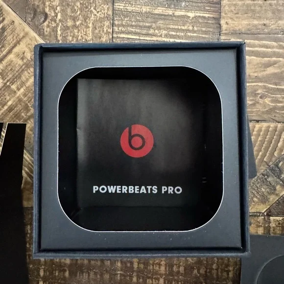 Powerbeats Pro Wireless Earphones - Black - Picture 3 of 6